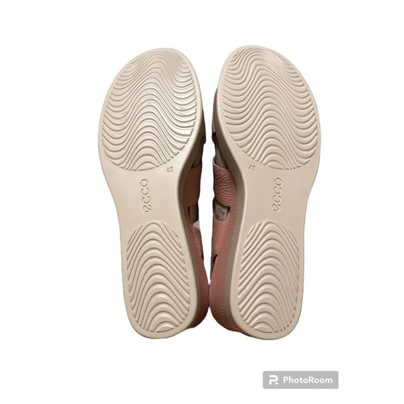 ECCO Shape Wedge Plateau Sandal in Rose Poussiere - Picture 10 of 11